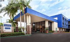 Travelodge Anaheim Inn and Suite, Anaheim, California - Exterior