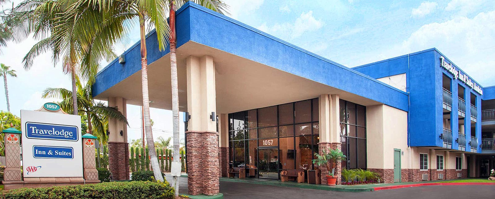 Travelodge Anaheim Inn & Suites California